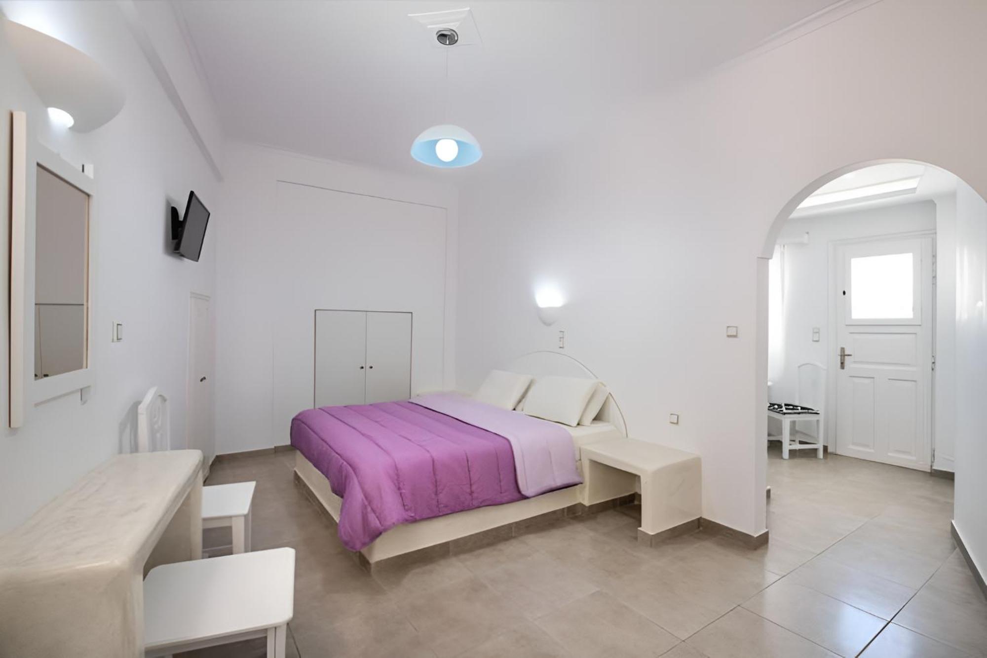 Vinas Place City Center ثيرا المظهر الخارجي الصورة